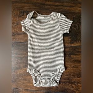 New never worn newborn carter onesie.